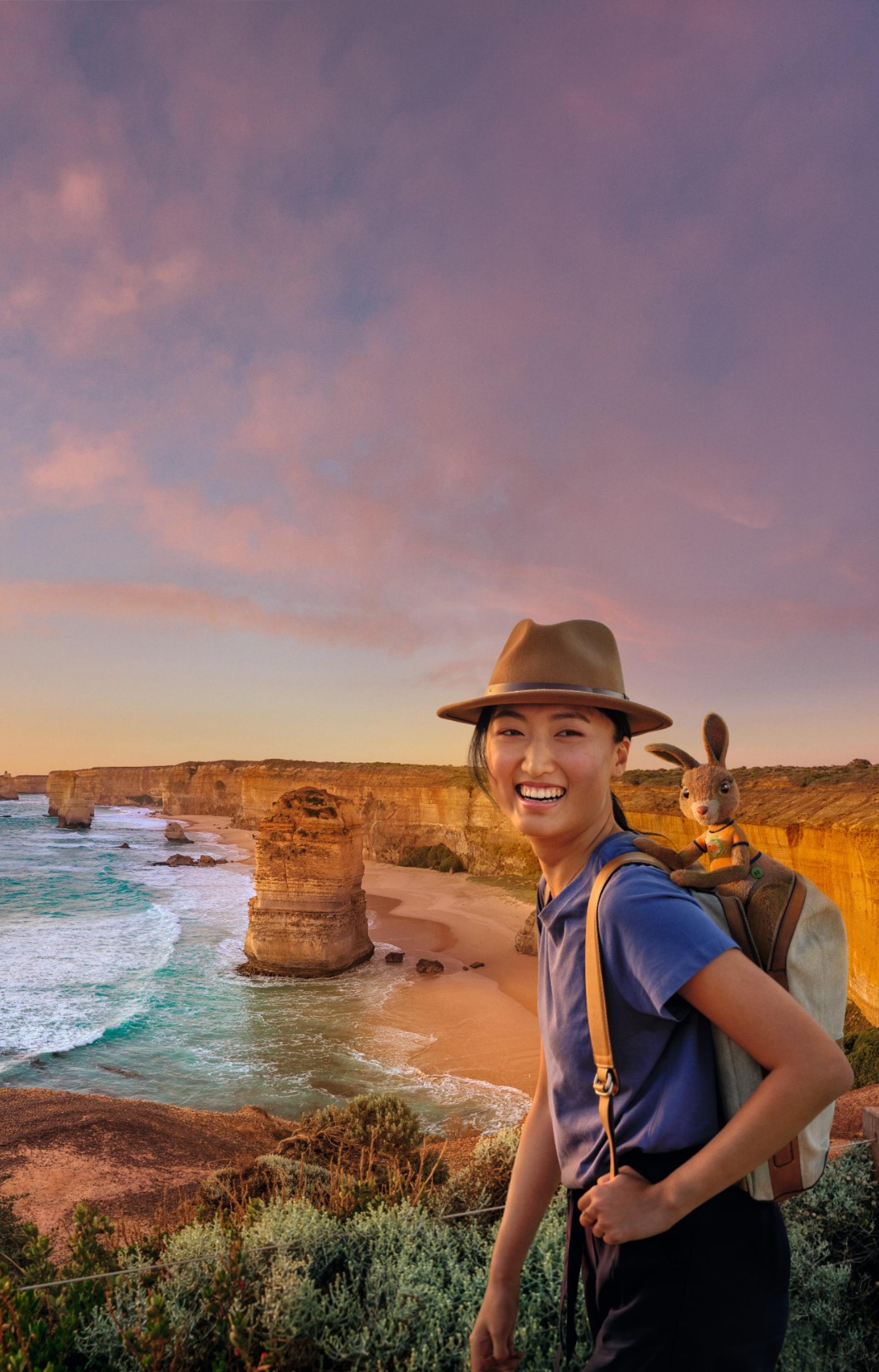 Twelve Apostles, Great Ocean Road, Victoria © Tourism Australia